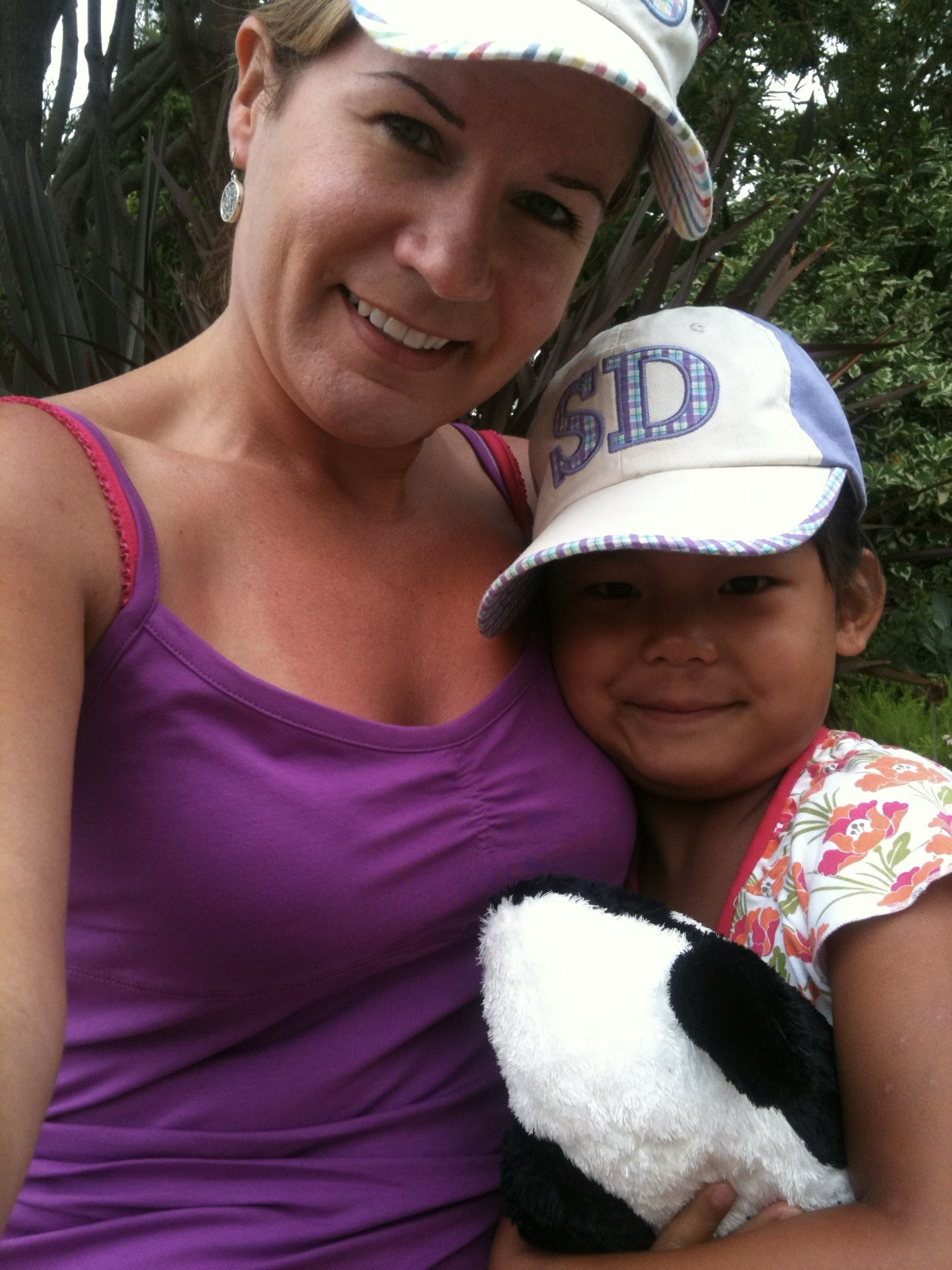 A childhood photo of Katie with her mother.